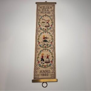 VTG 1980 Cross Stitch Norweigan Hilsen Fra Norse Welcome from Norse Bell Pull